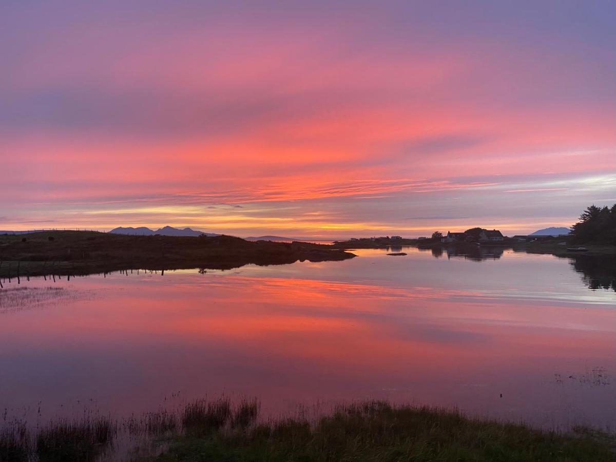 The Sheiling Holiday Home With Gorgeous Views Over The Isles Arisaig Exterior photo